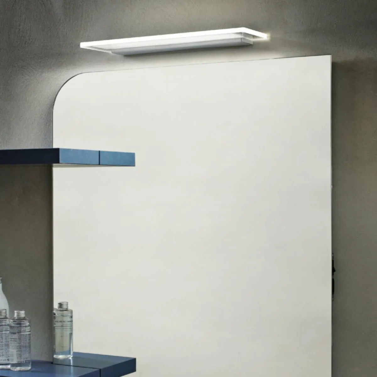 applique_murale_led_skinny_blanc_aluminium_pmma_updown_0.webp Fashion Linea Light Applique murale LED Skinny, blanc, aluminium, PMMA, up/down