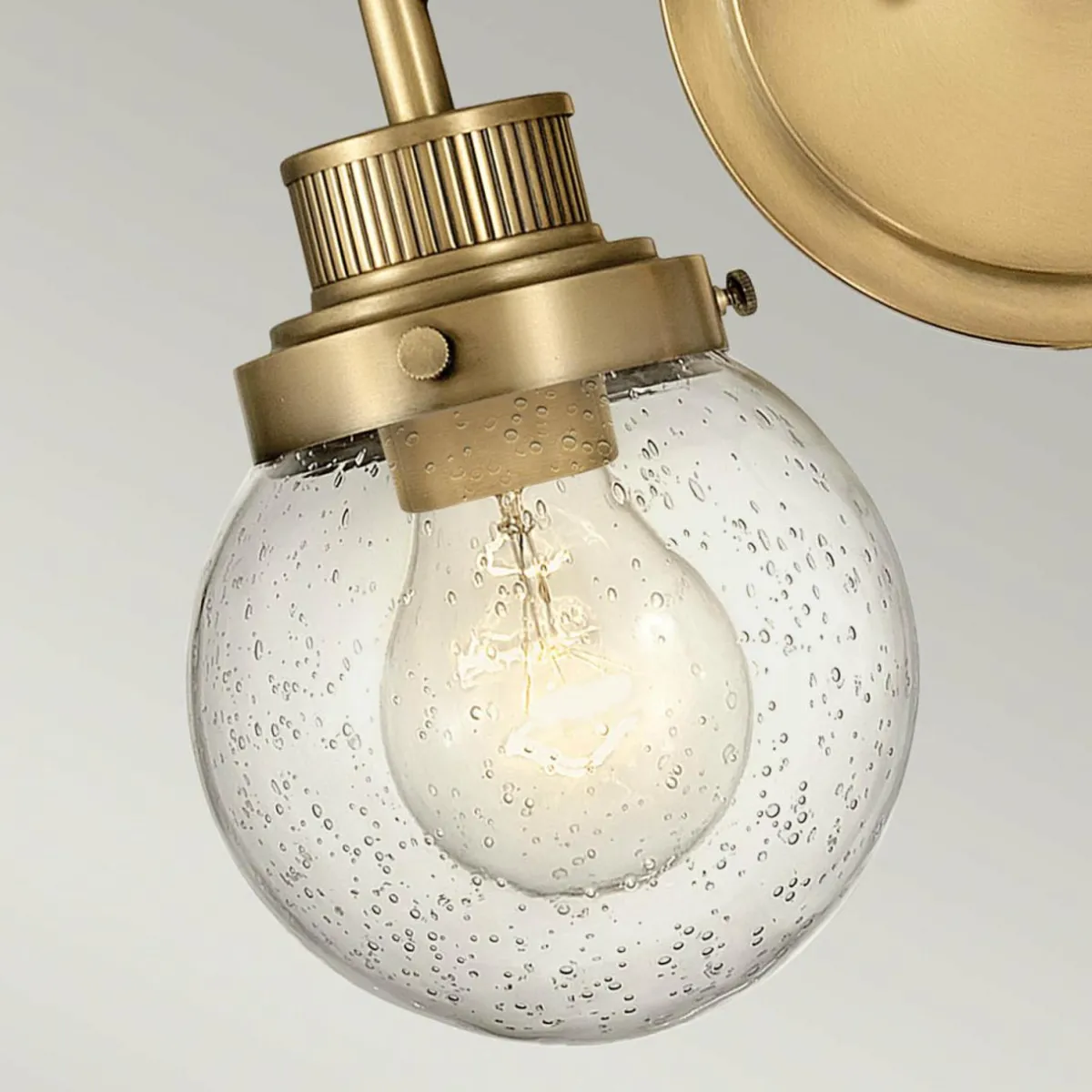 applique_salle_de_bain_poppy__lampes_laiton_0.webp Fashion Quintiesse Applique salle de bain Poppy, 2 lampes, laiton