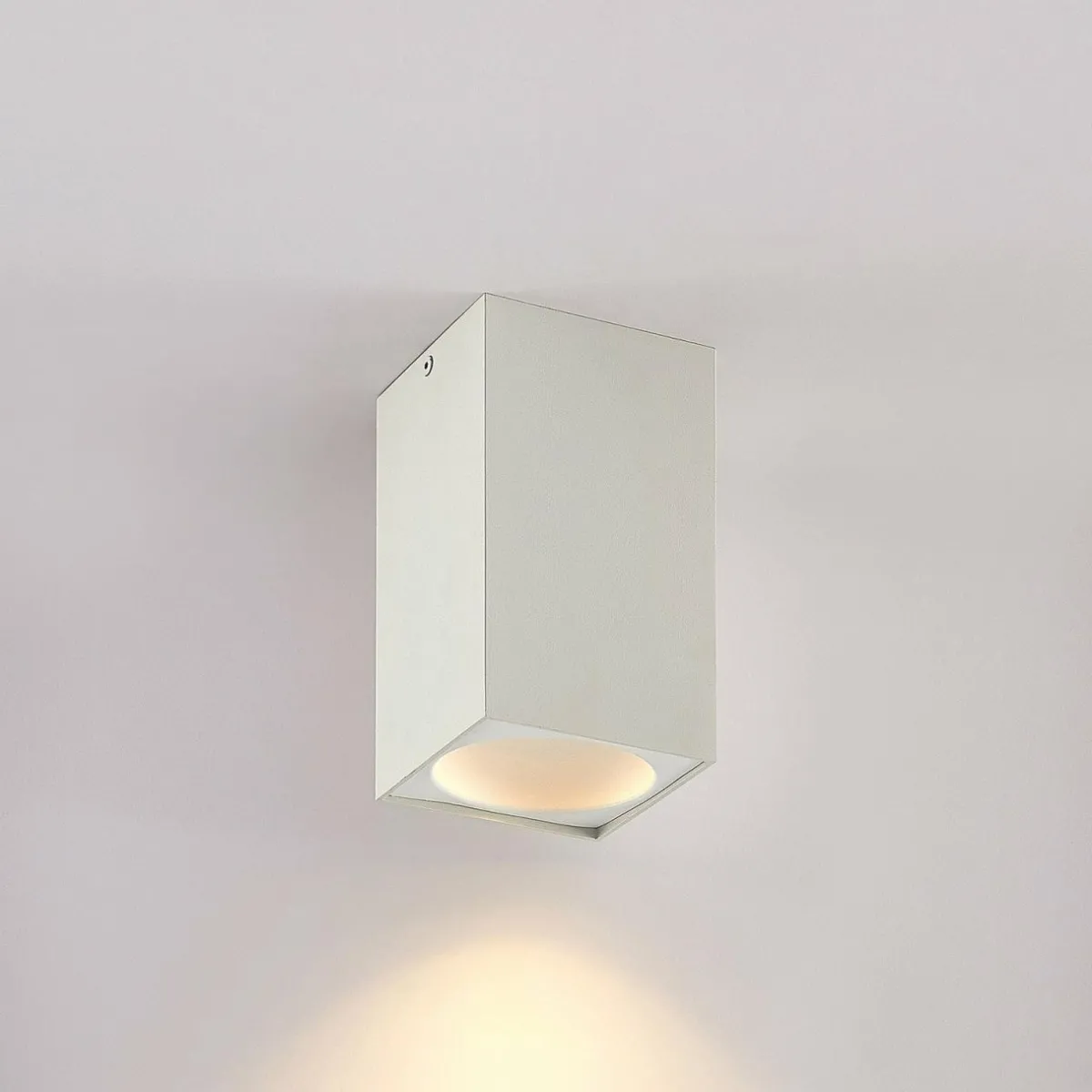 arcchio_hinka_plafonnier_angulaire_cm_blanc_3.webp Store Arcchio Hinka plafonnier, angulaire, 18 cm, blanc