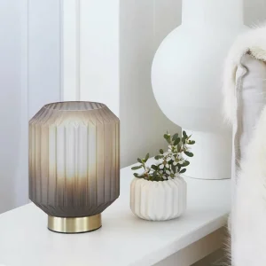 Flash Sale Beacon Lighting Beacon Lampe à poser Clancy, abat-jour en verre gris fumé, hauteur 17 cm