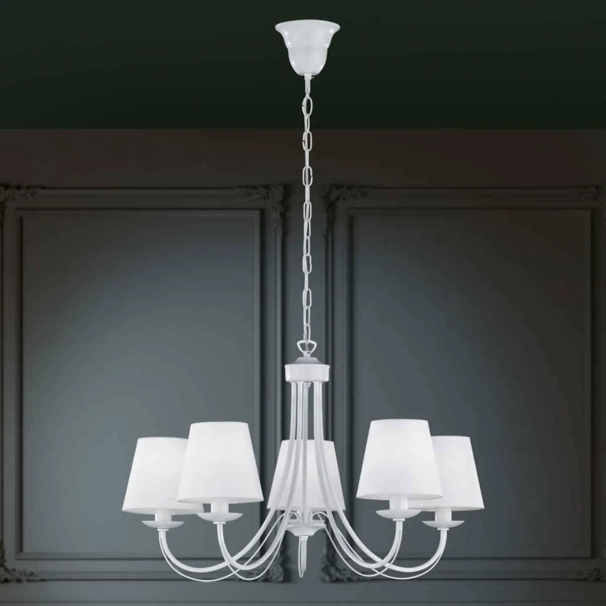 beau_lustre_cortez__cinq_lampes_2.webp Fashion Trio Lighting Beau lustre Cortez, à cinq lampes
