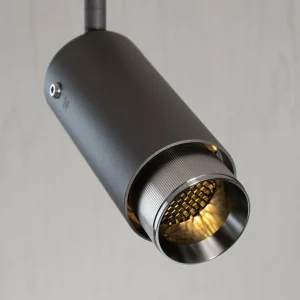Store Buster + Punch Exhaust Spot flex graphite/acier