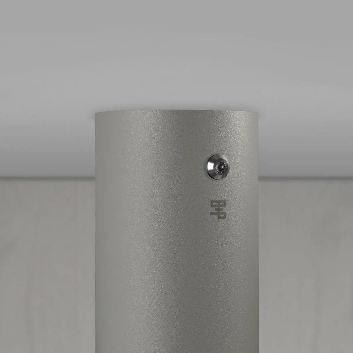 buster__punch_exhaust_surface_fix_grisacier_1.webp New Buster + Punch Exhaust Surface fix gris/acier