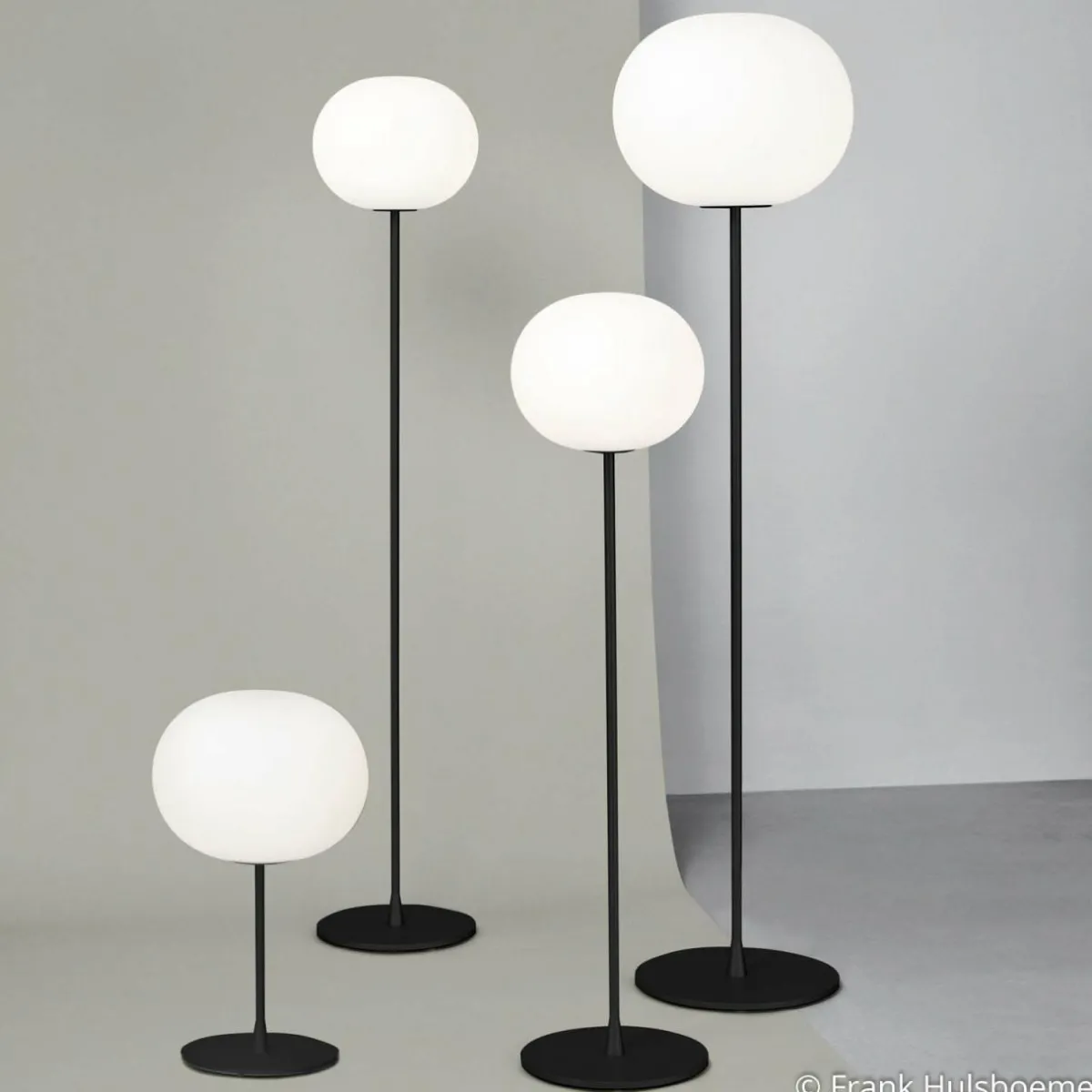 flos_globall_t_lampe__poser_noire_1.webp Sale FLOS Glo-Ball T1 lampe à poser, noire