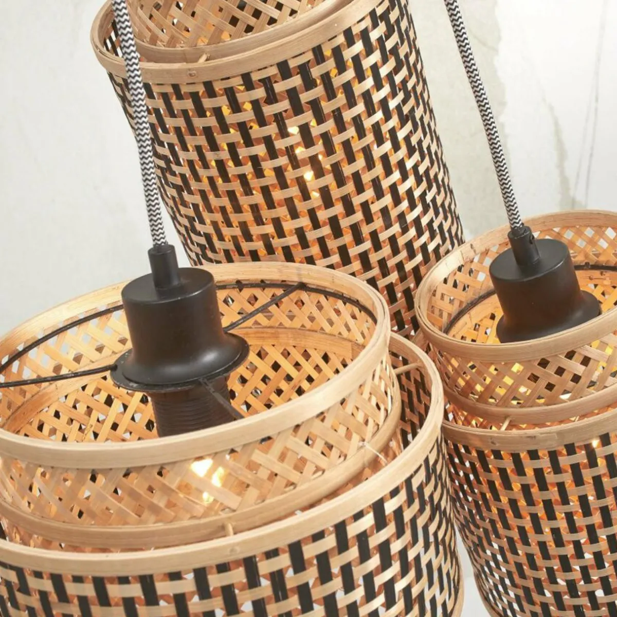 good__mojo_bhutan_suspension_faisceau___lampes_2-1.webp Best Sale Good & Mojo Bhutan suspension faisceau, à 3 lampes
