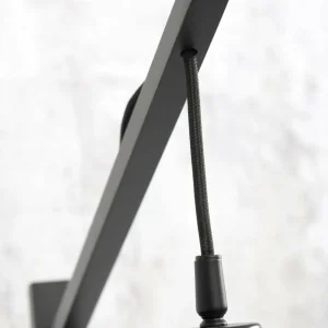 Shop Good & Mojo Hokkaido lampe sur pied 176 cm noir