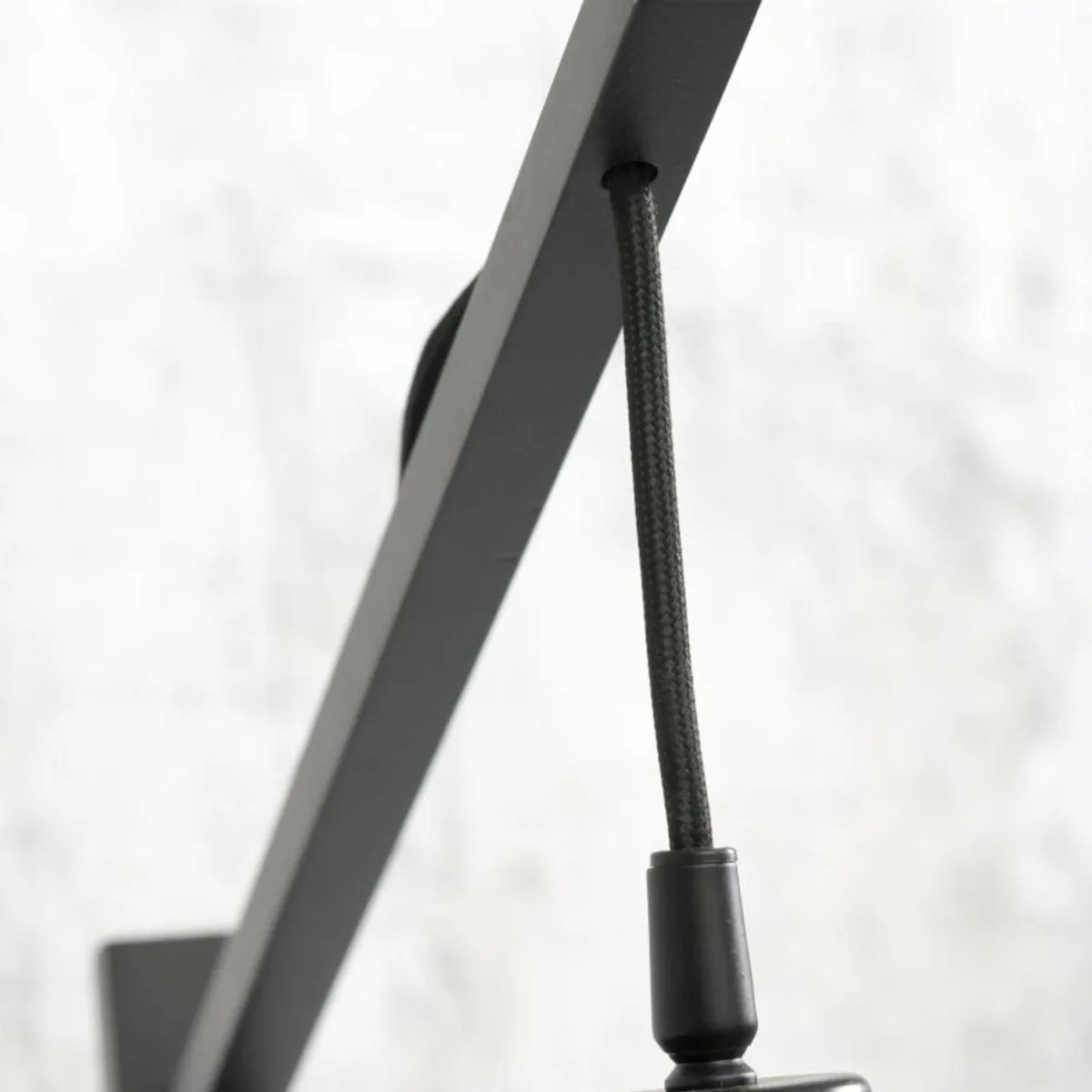 good__mojo_lampe_sur_pied_hokkaido__cm_noir_1.webp Cheap Good & Mojo Lampe sur pied Hokkaido, 150 cm, noir