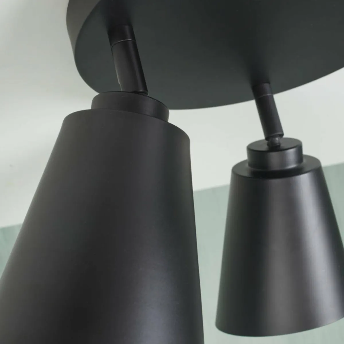 its_about_romi_bremen_plafonnier___lampes_noir_0.webp Flash Sale It's about RoMi Bremen Plafonnier à 3 lampes noir