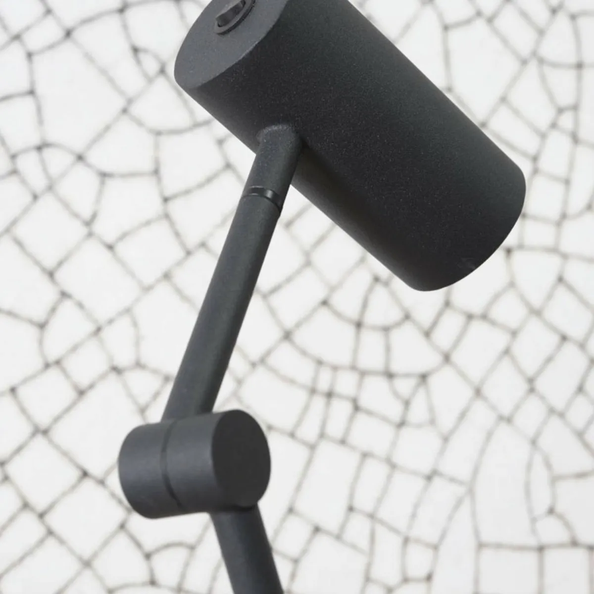 its_about_romi_montreux_lampe_sur_pied_noir_0.webp New It's about RoMi Montreux lampe sur pied, noir
