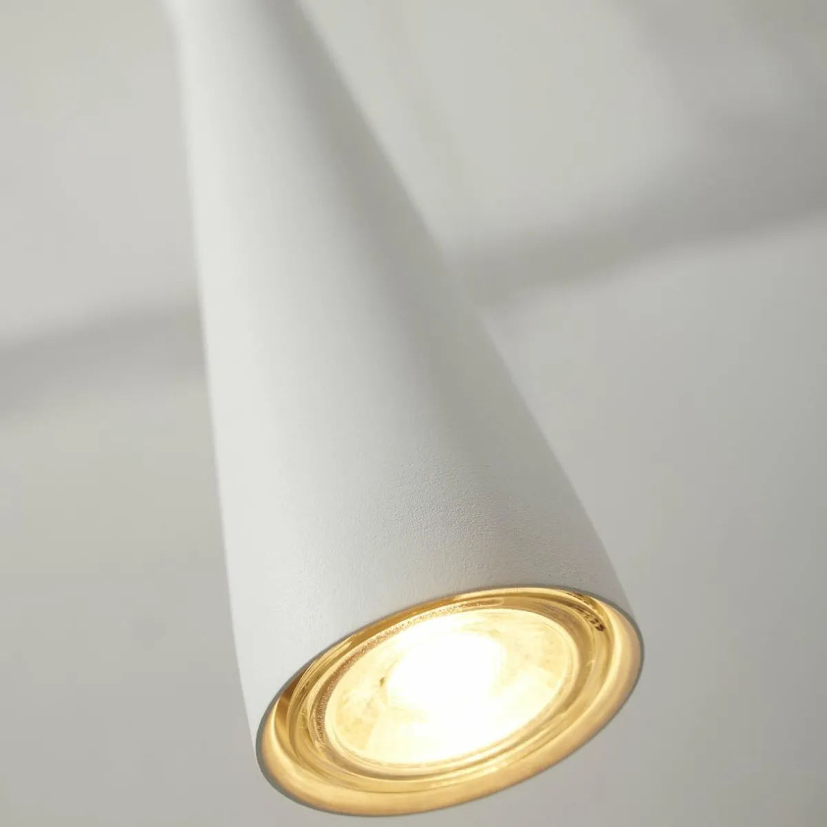 its_about_romi_suspension_bordeaux_blanc___lampe_1.webp Store It's about RoMi Suspension Bordeaux, blanc, à 1 lampe