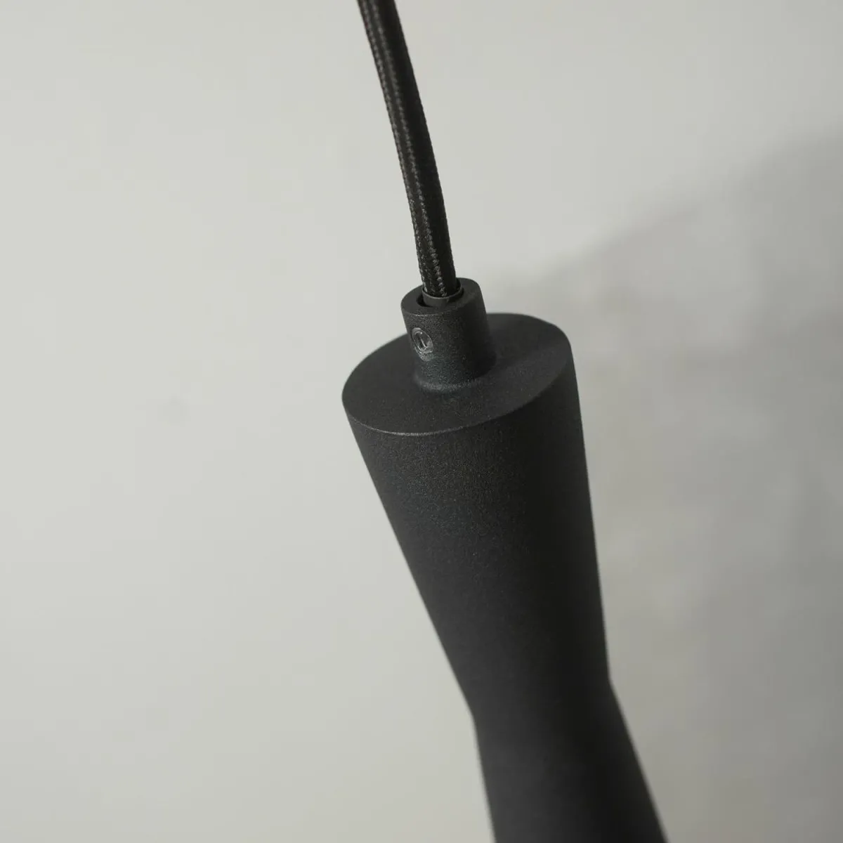 its_about_romi_suspension_bordeaux_noir___lampe_4.webp Flash Sale It's about RoMi Suspension Bordeaux, noir, à 1 lampe