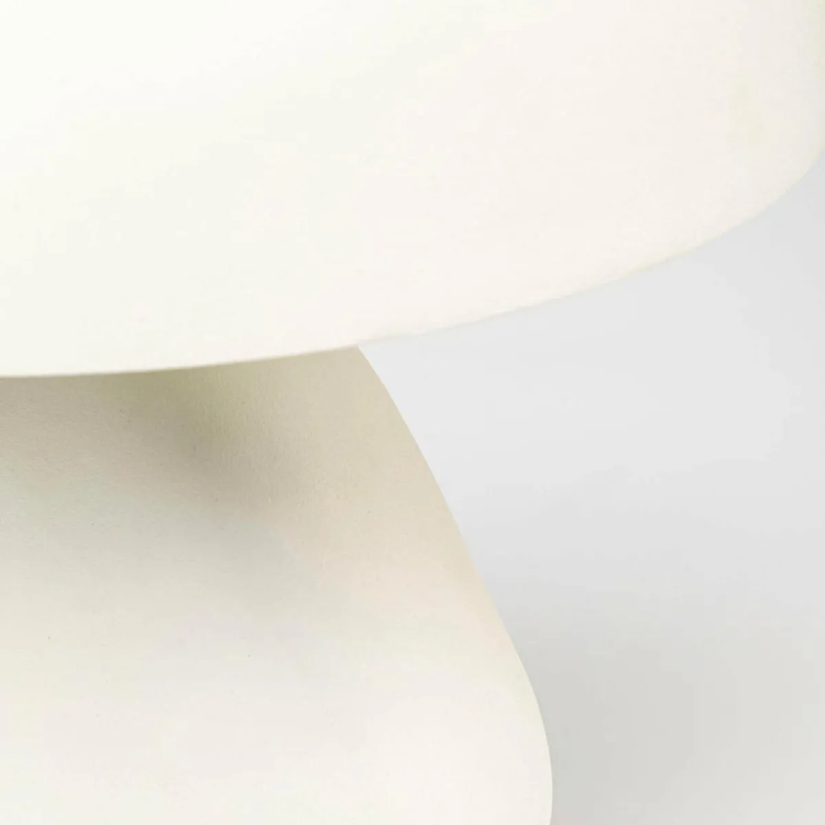 kare_lampe__poser_nube_blanc_acier_maill_hauteur__cm_6.webp Shop KARE Lampe à poser Nube, blanc, acier émaillé, hauteur 48 cm