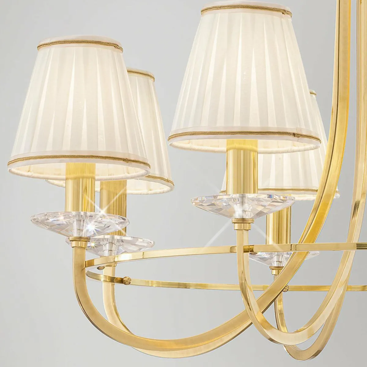 kolarz_imperial_lustre___lampes_1.webp Outlet KOLARZ Imperial lustre à 5 lampes