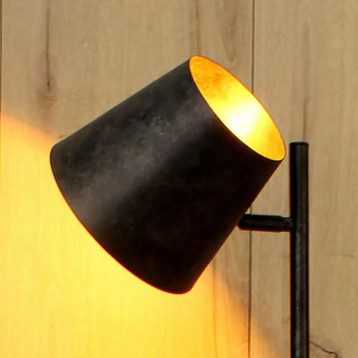 lampadaire_colt___lampe_gris_givr_4.webp Hot Eco-Light Lampadaire Colt, à 1 lampe, gris givré