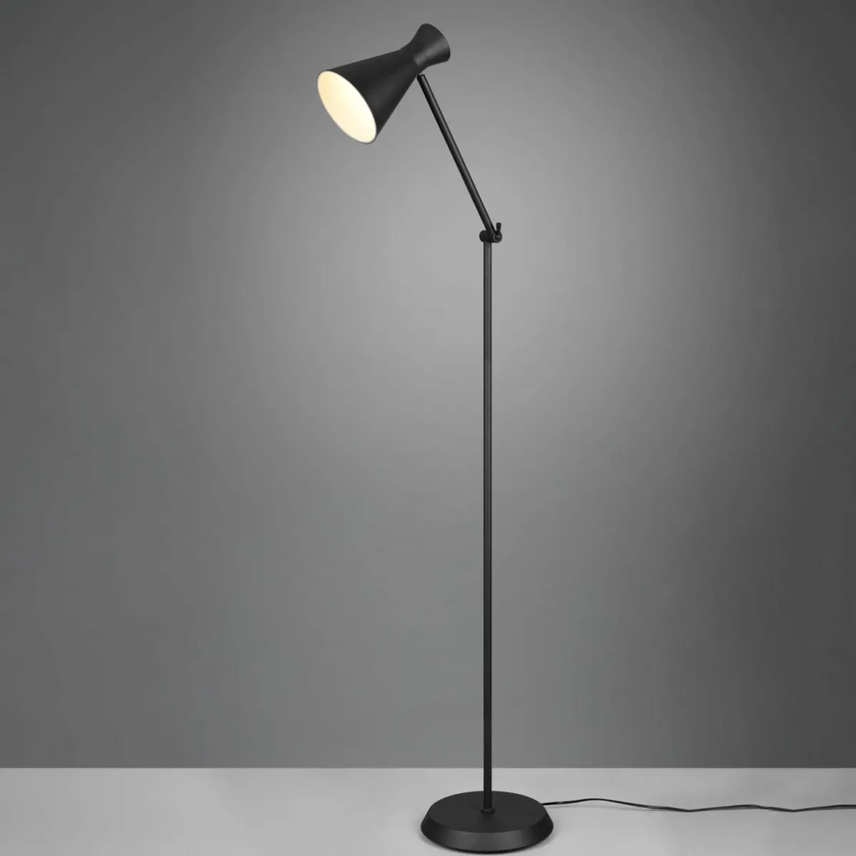 lampadaire_enzo_hauteur_cm_noir_0.webp Best Reality Leuchten Lampadaire Enzo, hauteur 150 cm, noir