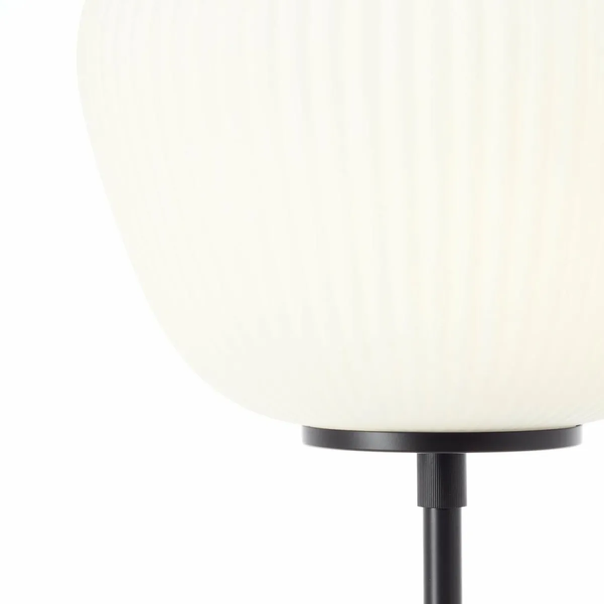 lampadaire_kaizen_hauteur__cm_opale_verremtal_0.webp Flash Sale Brilliant Lampadaire Kaizen, hauteur 140 cm, opale, verre/métal