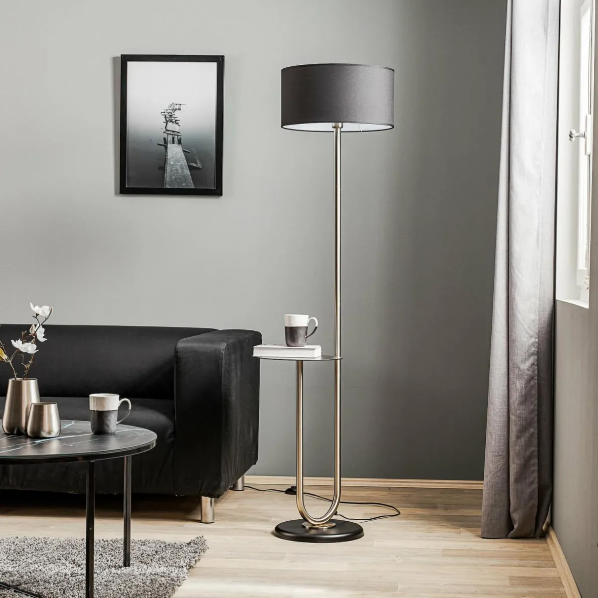 lampadaire_pongo_avec_abatjour_tissu_et_tablette_0.webp Best Sale ONLI Lampadaire Pongo avec abat-jour tissu et tablette