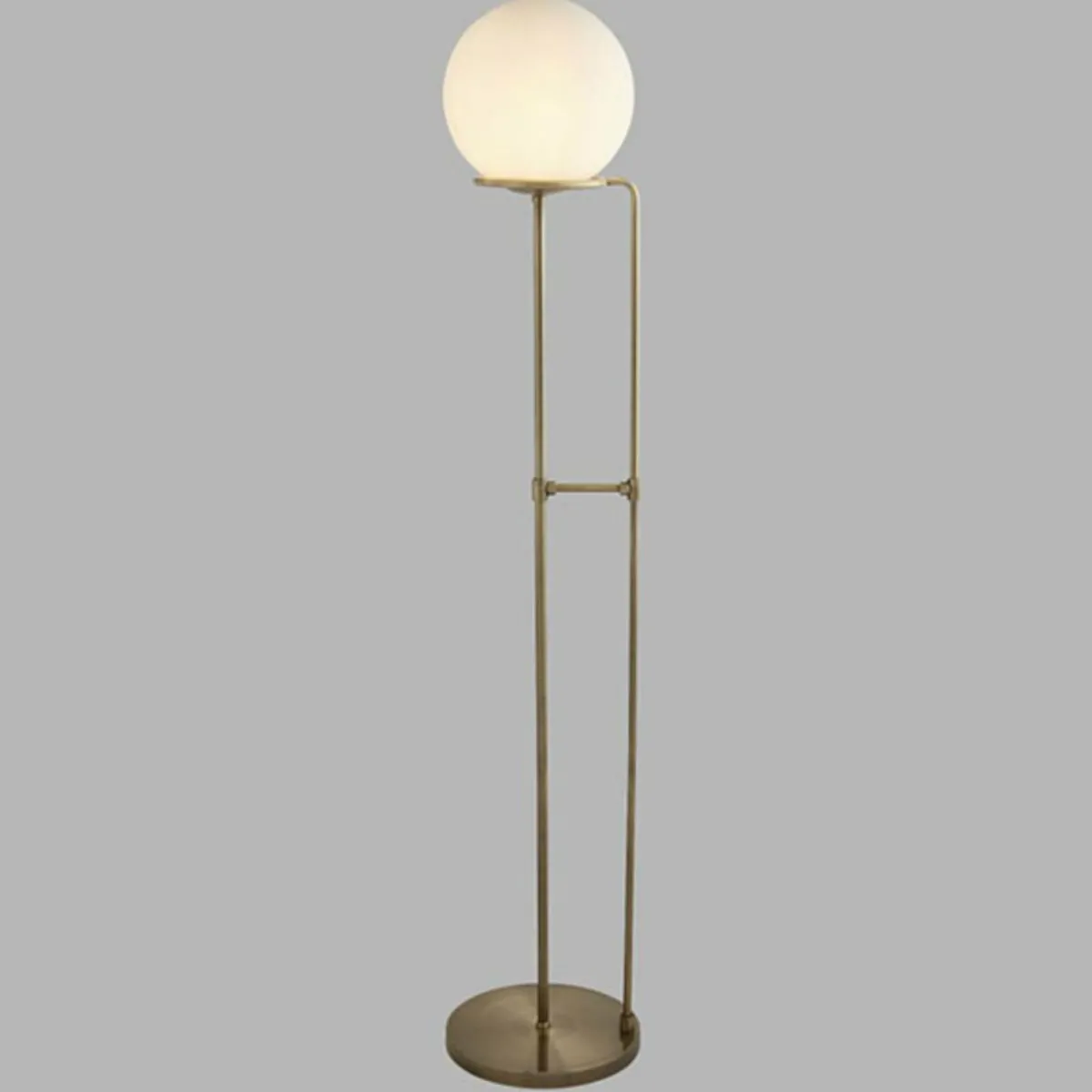 lampadaire_sphere_laiton_ancien_avec_sphre_verre_1.webp Best Sale Searchlight Lampadaire Sphere laiton ancien avec sphère verre