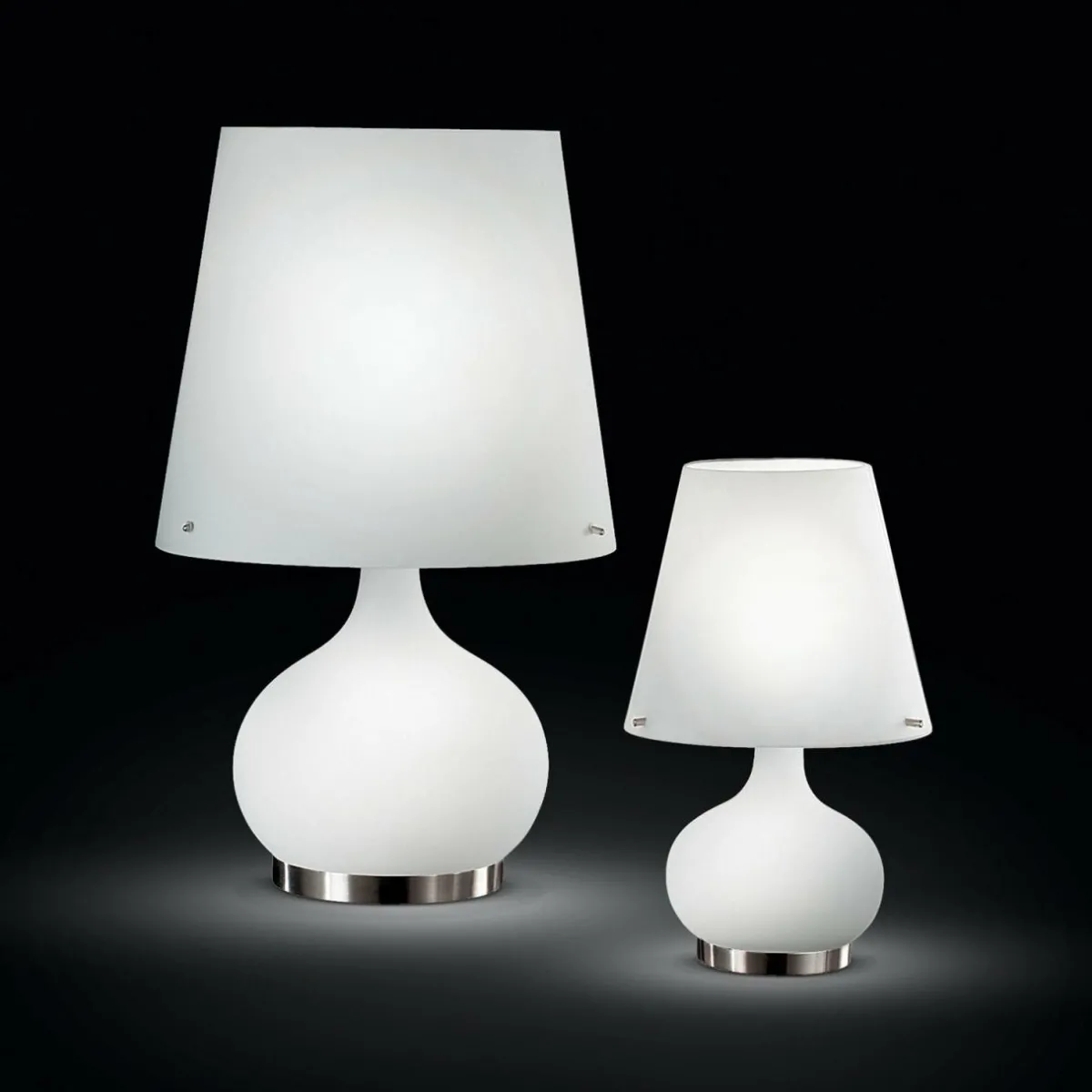 lampe__poser_ade_hauteur__cm_blanc_verre_1-1.webp Online Fabas Luce Lampe à poser Ade, hauteur 33 cm, blanc, verre