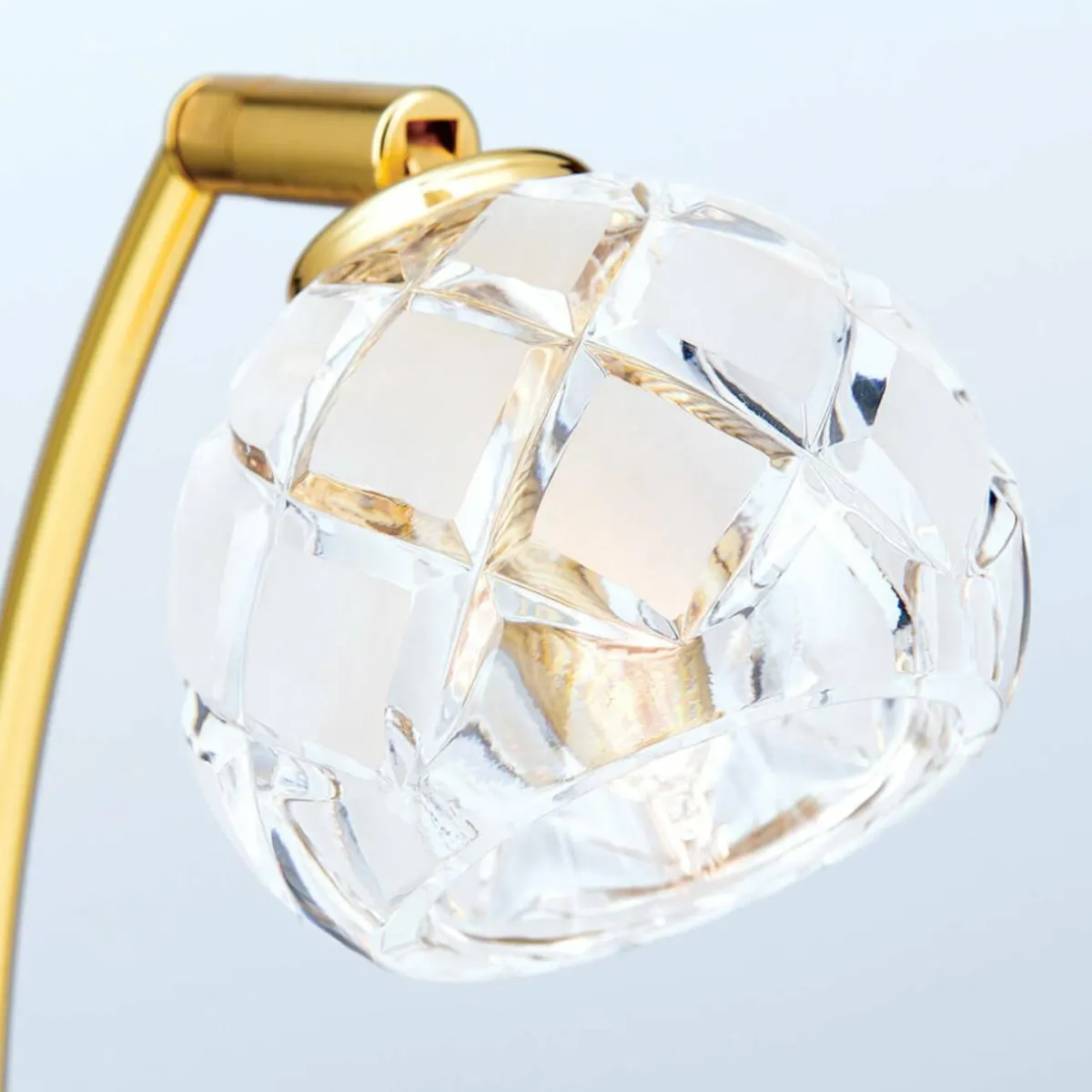 lampe__poser_cristal_de_plomb_maderno_dore_1.webp Fashion ORION Lampe à poser cristal de plomb Maderno, dorée