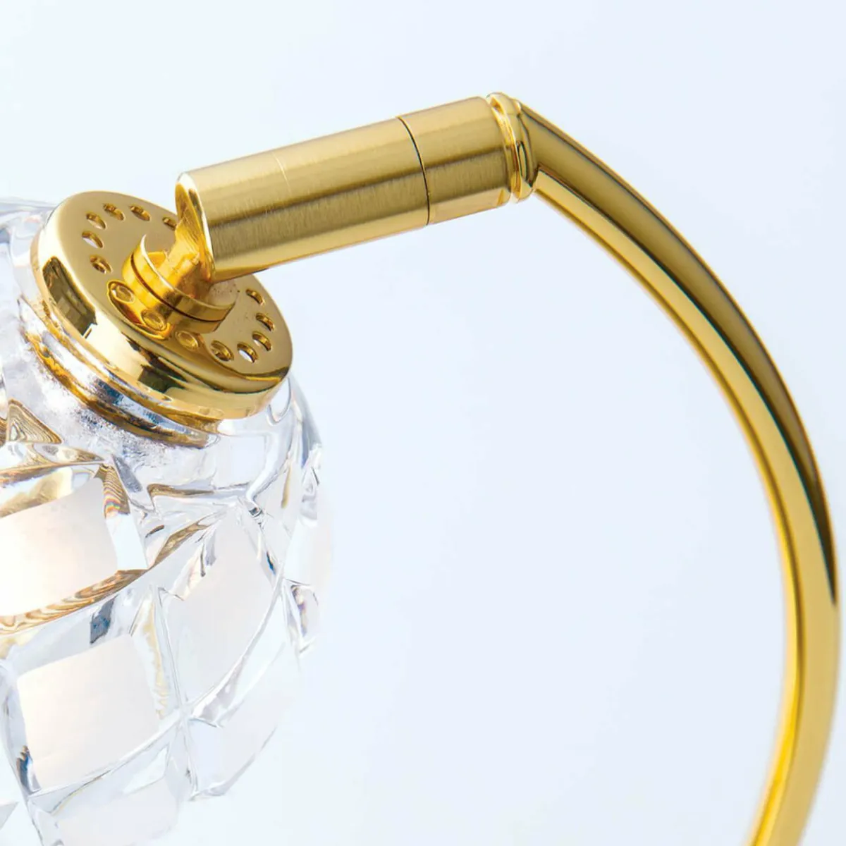 lampe__poser_cristal_de_plomb_maderno_dore_2.webp Fashion ORION Lampe à poser cristal de plomb Maderno, dorée