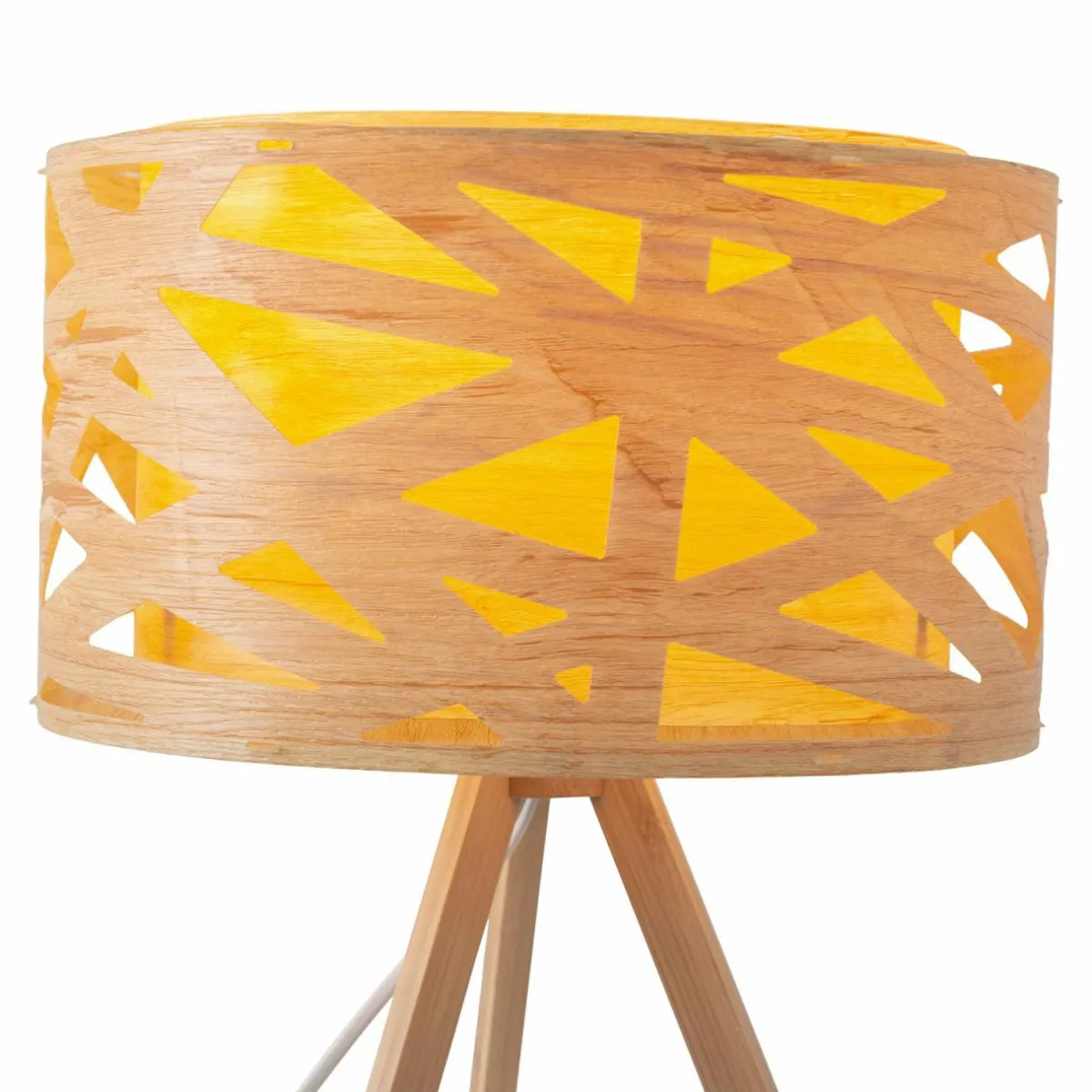 lampe__poser_finja_support_trpied_en_bambou_2.webp Shop Näve Lampe à poser Finja support trépied en bambou