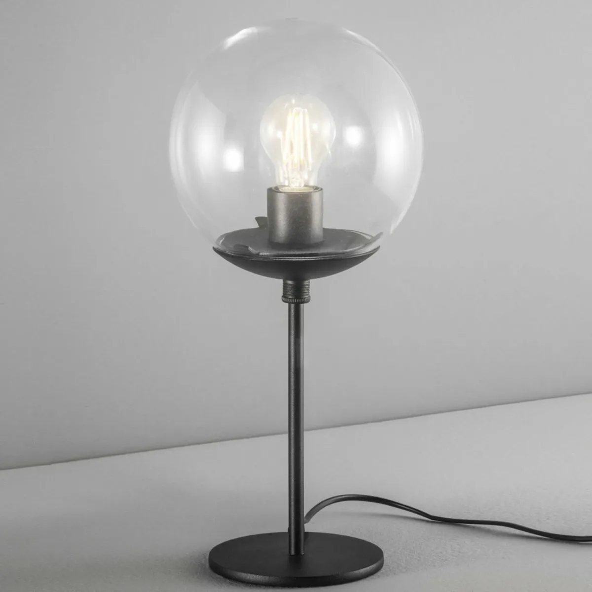 lampe__poser_global__cm_noire_0.webp Outlet Metallux Lampe à poser Global Ø 20 cm noire