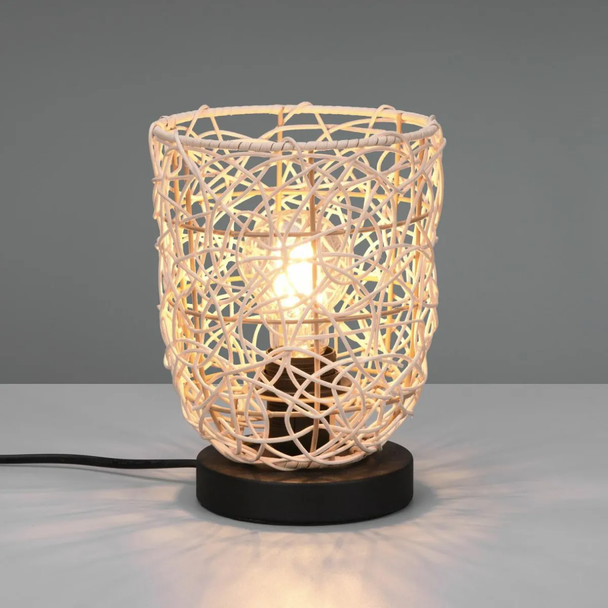 lampe__poser_lovis_en_rotin_tress_0.webp Shop Reality Leuchten Lampe à poser Lovis en rotin tressé