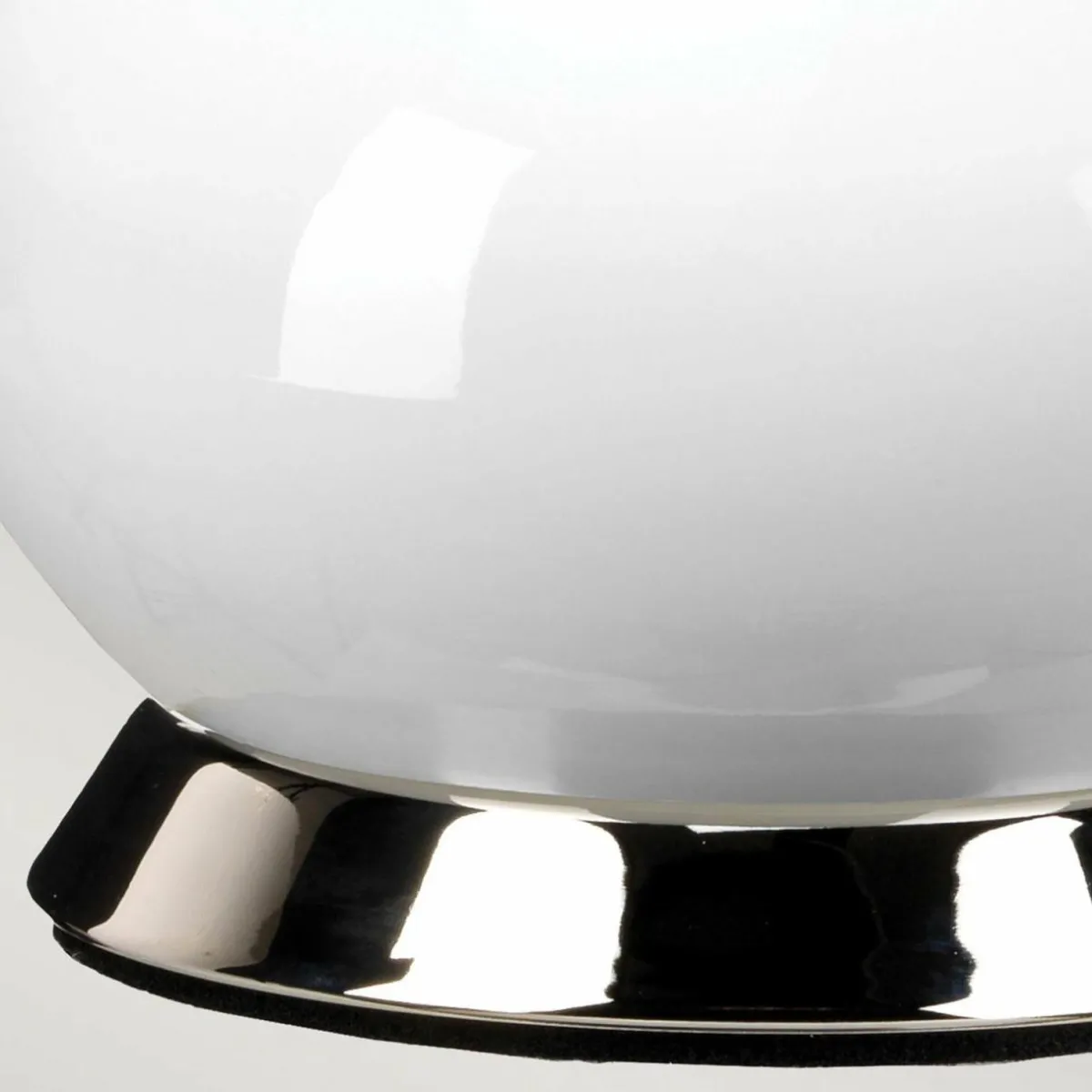 lampe__poser_milo_nickelblancargent_0.webp Clearance Elstead Lampe à poser Milo, nickel-blanc/argenté