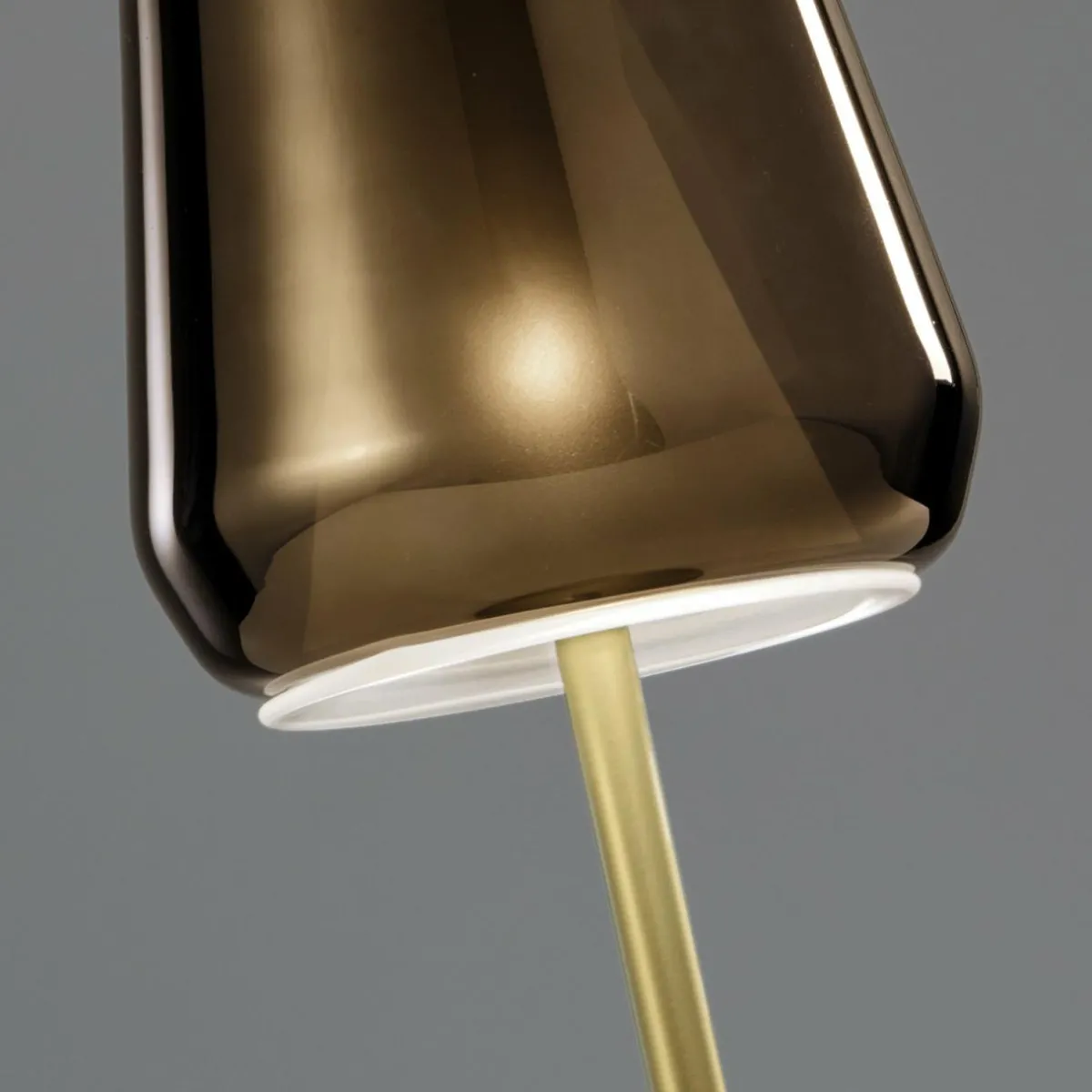 lampe__poser_xray_bronzeor_hauteur__cm_verre_1.webp Sale miloox by Sforzin Lampe à poser X-Ray, bronze/or, hauteur 39 cm verre