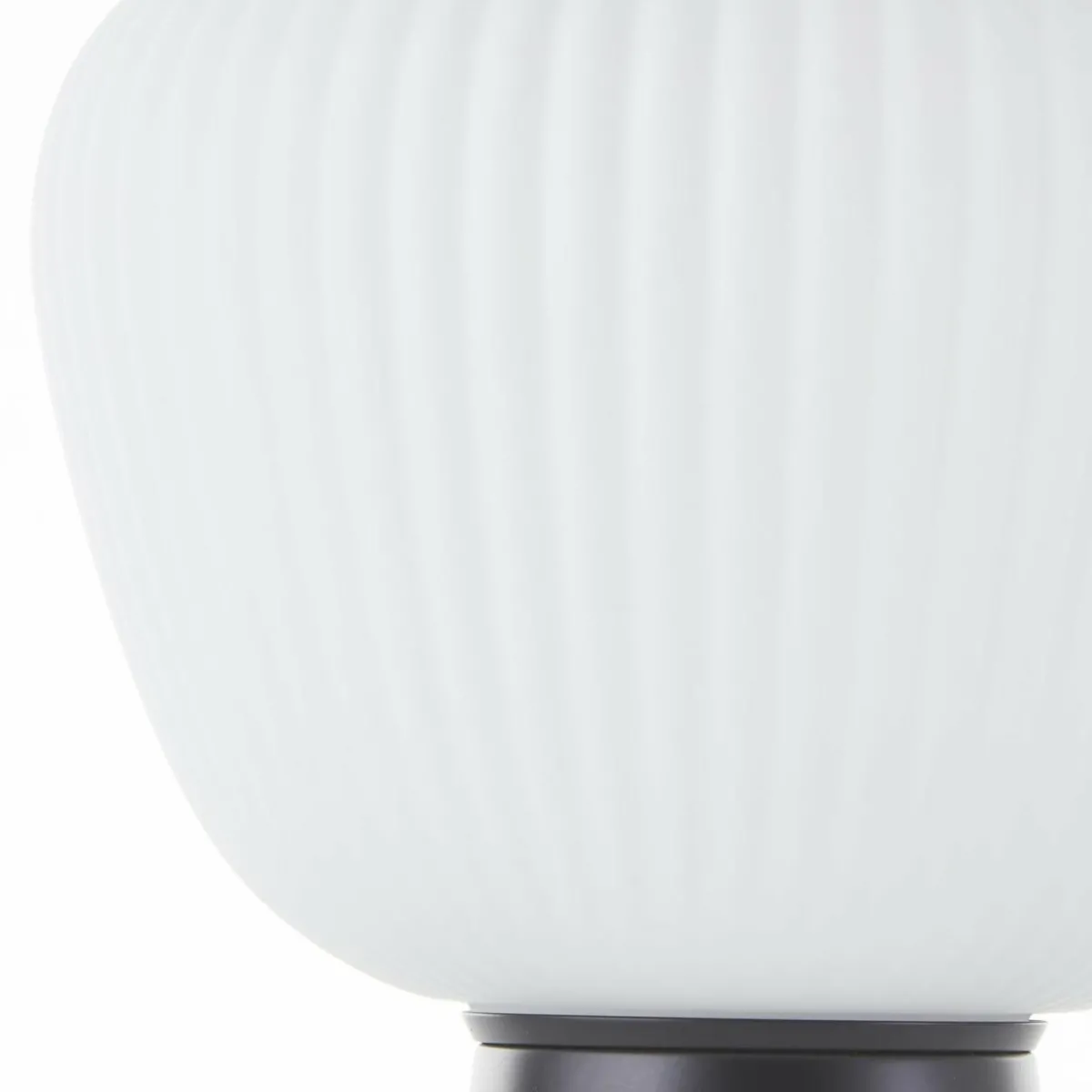 lampe_de_table_kaizen_hauteur__cm_opale_verre_0.webp Online Brilliant Lampe de table Kaizen, hauteur 25 cm, opale, verre