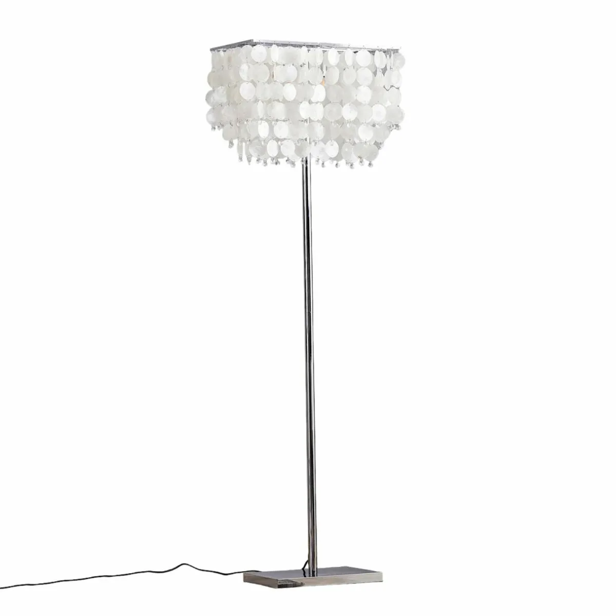 lampe_sur_pied_makani_chrome_dcor_coquillage_0.webp Sale ONLI Lampe sur pied Makani, chrome, décor coquillage