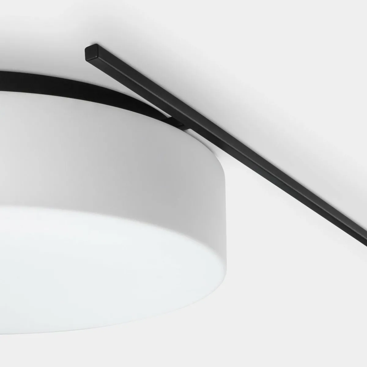 ledsc_plafonnier_led_spark_triplex_cct_dali_noir_0.webp New LEDS-C4 Plafonnier LED Spark Triplex, CCT, DALI, noir
