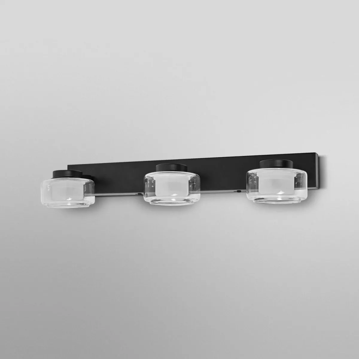 ledvance_applique_murale_led_orbis_flame___lampes_noir_ip_0-1.webp Discount LEDVANCE Applique murale LED Orbis Flame, à 3 lampes, noir, IP44