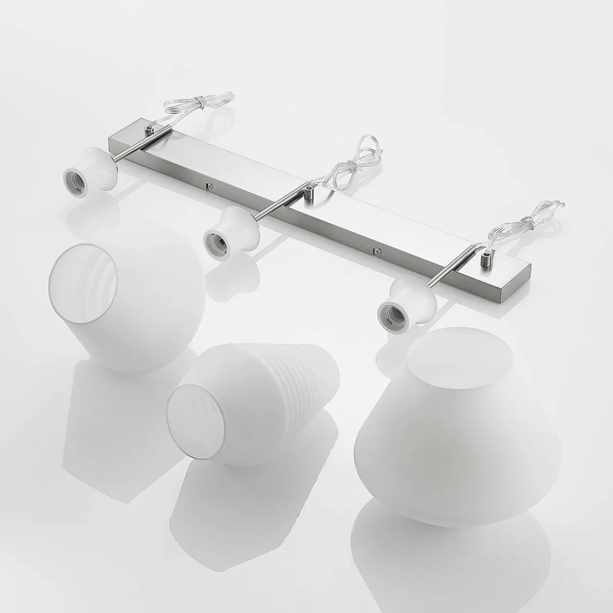 lindby_ekkis_suspension_x_longue_blanc_opale_4.webp Cheap Lindby Ekkis suspension, x3, longue, blanc opale
