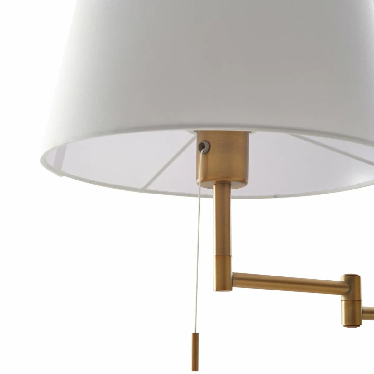 lindby_ismene_lampe_sur_pied_avec_bras_inclinable_3.webp Shop Lindby 7 Ismene lampe sur pied avec bras inclinable
