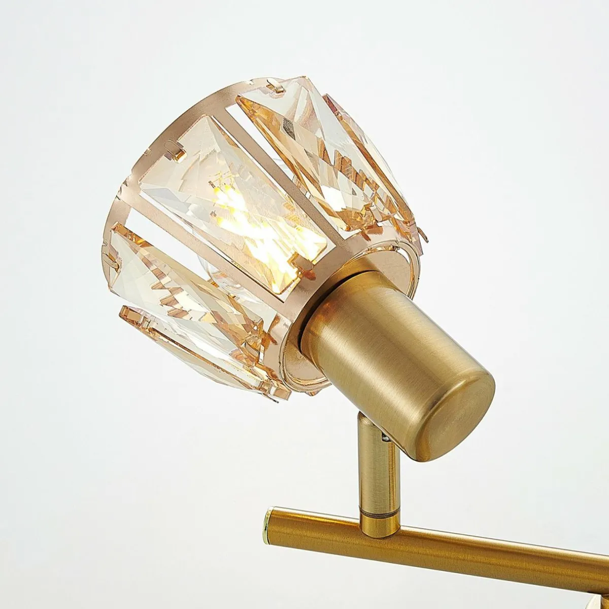 lindby_kosta_plafonnier___lampes_laiton_4.webp Outlet Lindby Kosta Plafonnier à 2 lampes, laiton