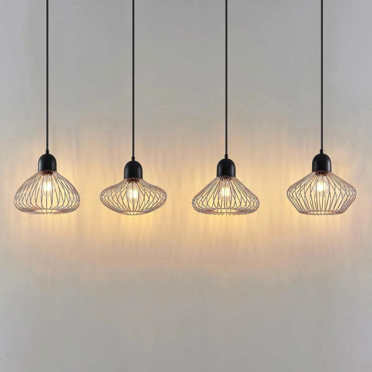 lindby_raelyn_suspension__quatre_lampes_cuivre_0.webp Discount Lindby Raelyn suspension à quatre lampes, cuivre