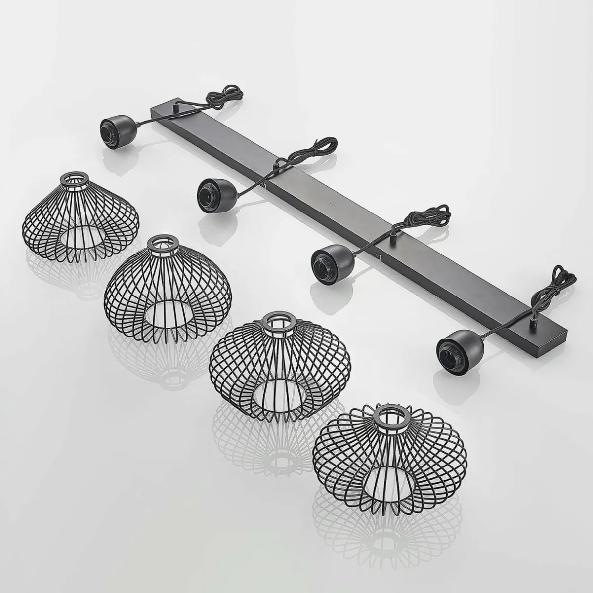 lindby_raelyn_suspension__quatre_lampes_noir_4.webp Online Lindby Raelyn suspension à quatre lampes, noir