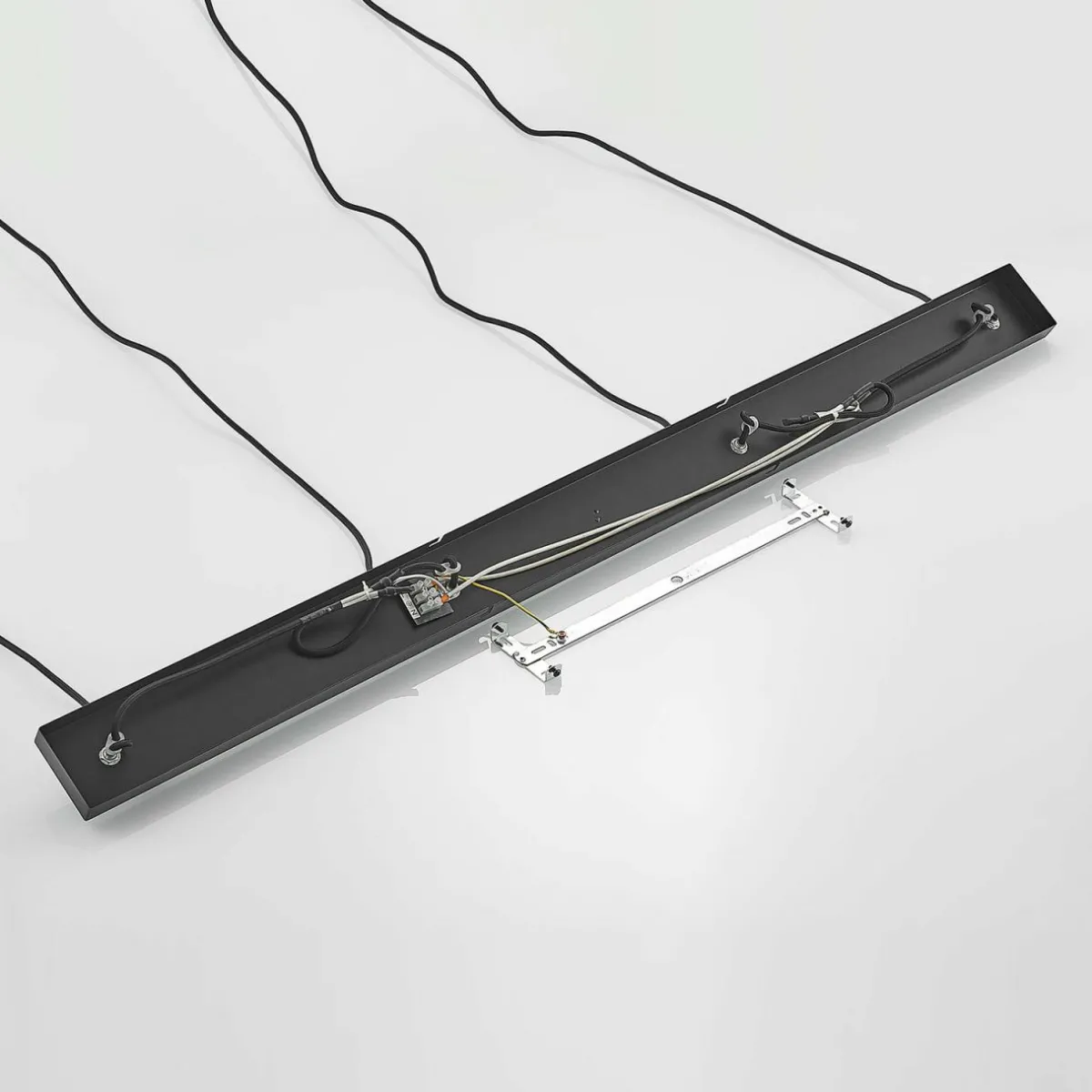 lindby_raelyn_suspension__quatre_lampes_noir_5.webp Online Lindby Raelyn suspension à quatre lampes, noir