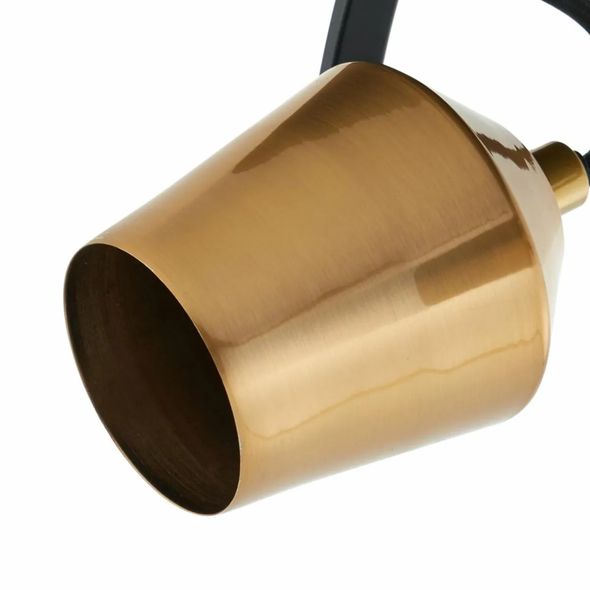 lindby_spot_pour_plafond_sylveria__lampes_noiror_fer_3-1.webp Flash Sale Lindby spot pour plafond Sylveria, 4 lampes, noir/or, fer