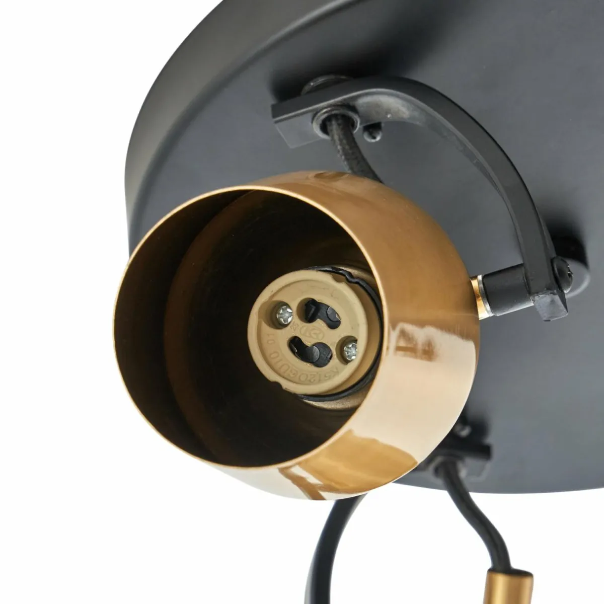 lindby_spot_pour_plafond_sylveria__lampes_noiror_fer_5.webp Best Sale Lindby spot pour plafond Sylveria, 3 lampes, noir/or, fer