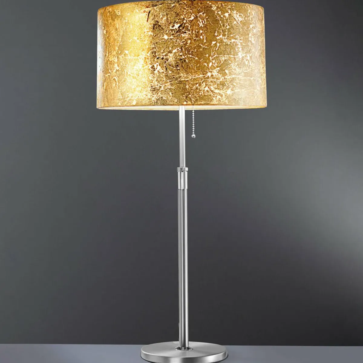 loop__lampe__poser_avec_feuille_dor_0.webp Outlet Hufnagel Loop - lampe à poser avec feuille d'or