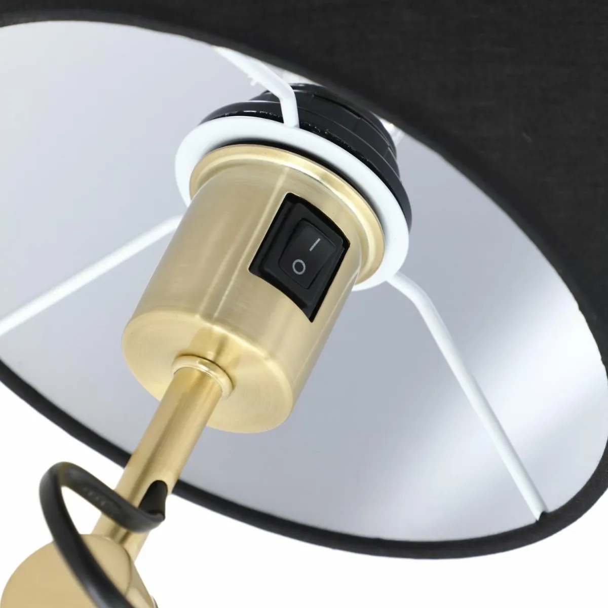 lucande_lampadaire_marvaine_noiror_rglable_4.webp Discount Lucande Lampadaire Marvaine, noir/or, réglable