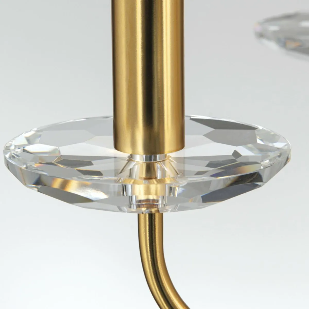 lustre_ariane_dor___cm_cristal__lampes_2-1.webp Best ORION Lustre Ariane, doré, Ø 67,5 cm, cristal, 6 lampes