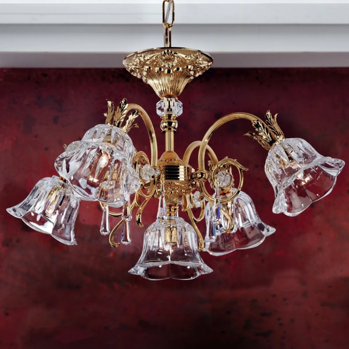 lustre_dor_resplendissant_kaisa__lumires_0.webp Clearance ORION Lustre doré resplendissant KAISA, 5 lumières