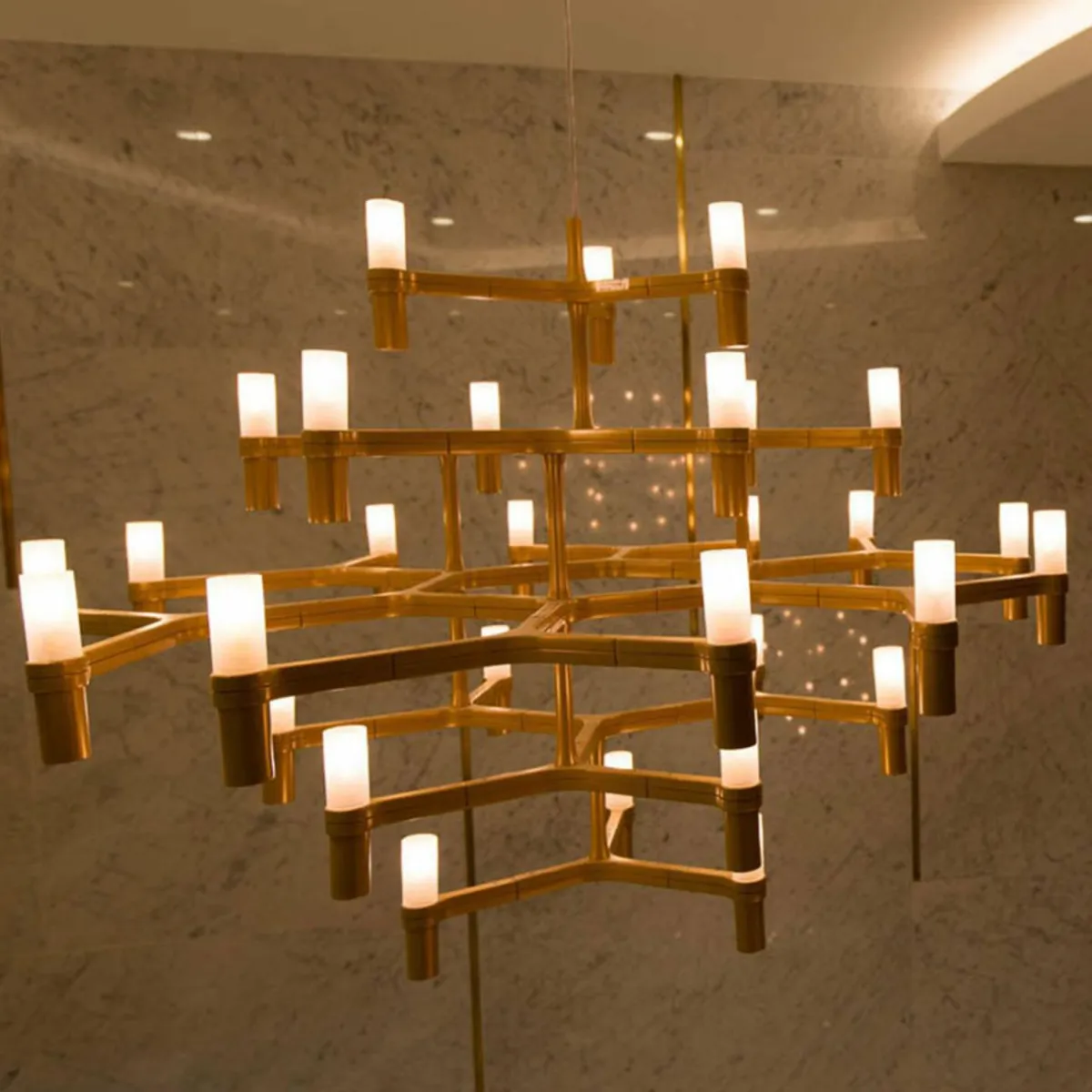 nemo_crown_major_suspension___flammes_or_laqu_2.webp Online NEMO Crown Major suspension à 30 flammes or laqué.