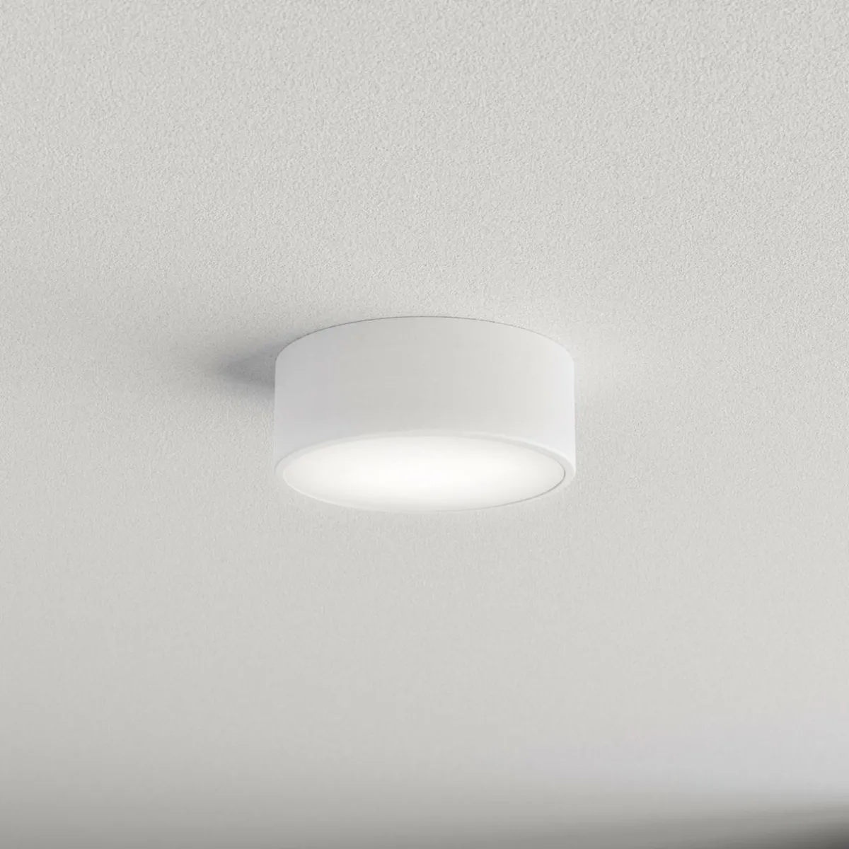 plafonnier_cleo___cm_ip_blanc_mtal_e_3.webp Best TEMAR LIGHTING Plafonnier Cleo, Ø 20 cm, IP54, blanc, métal, E27