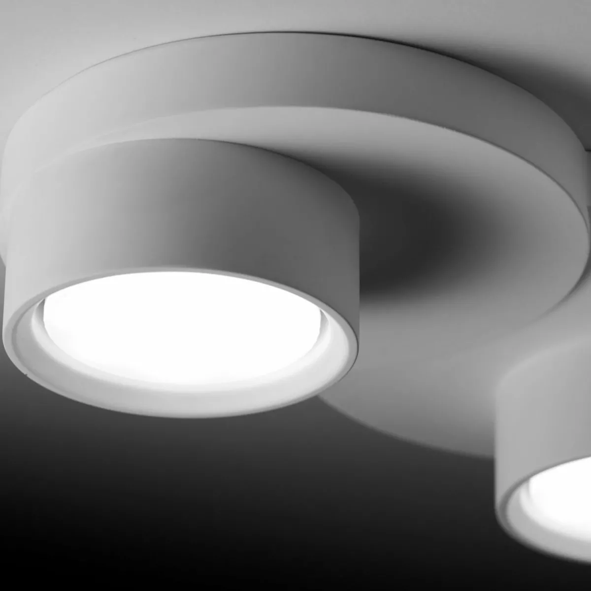 plafonnier_demetra___lampes__cm_blanc_pltre_gx_0.webp Cheap TECNICO by Sforzin Plafonnier Demetra, à 2 lampes, 29 cm, blanc, plâtre, GX53