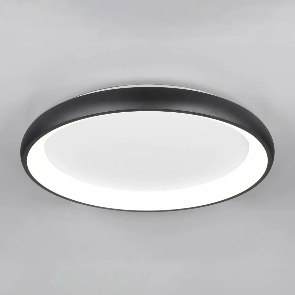 plafonnier_led_cardona___cm_noir_mat_mtal_cct_0-1.webp New Trio Lighting Plafonnier LED Cardona, Ø 75 cm, noir mat, métal, CCT